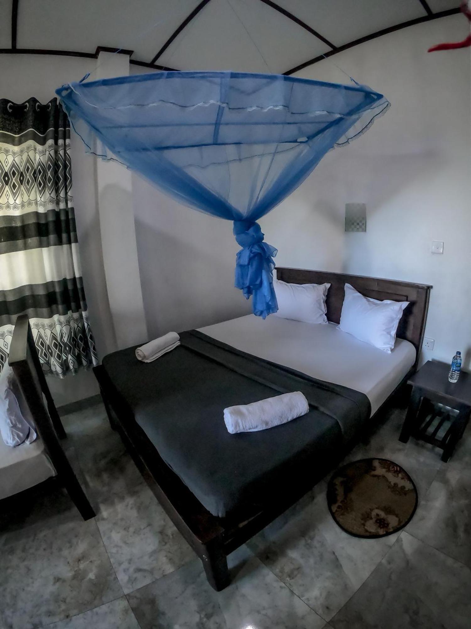 אלה 9 Arch View Rest Inn מראה חיצוני תמונה