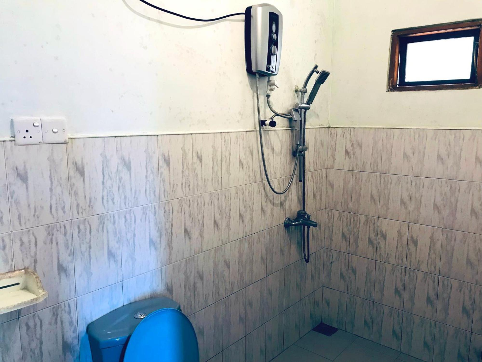 אלה 9 Arch View Rest Inn חדר תמונה