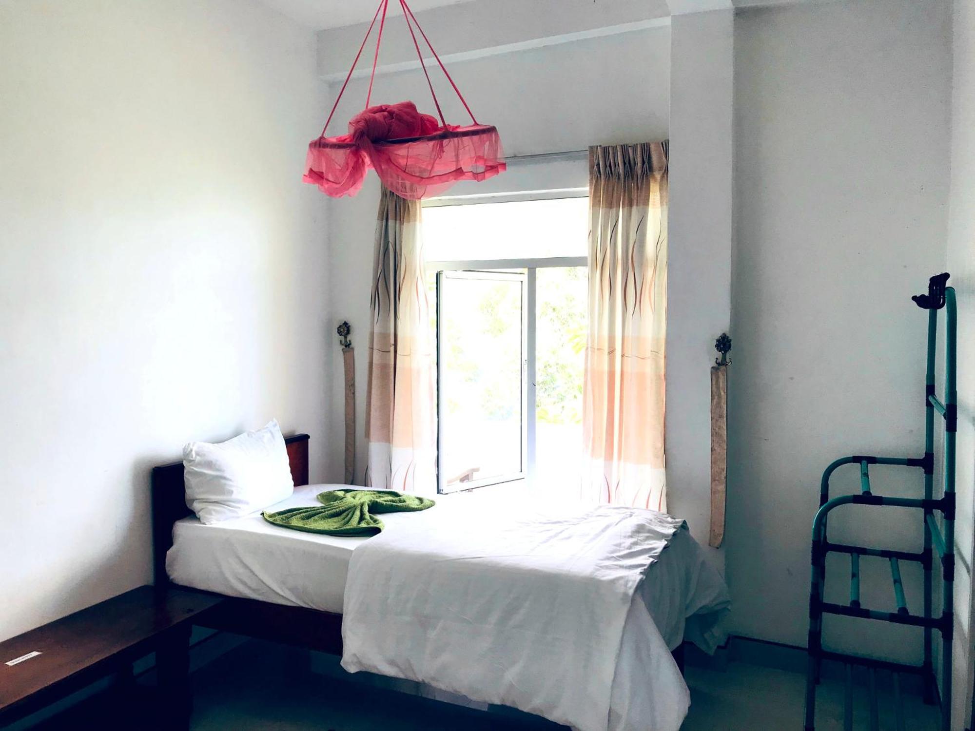 אלה 9 Arch View Rest Inn מראה חיצוני תמונה