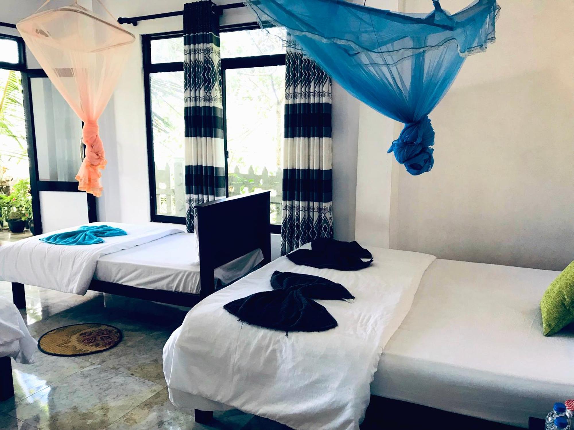 אלה 9 Arch View Rest Inn מראה חיצוני תמונה