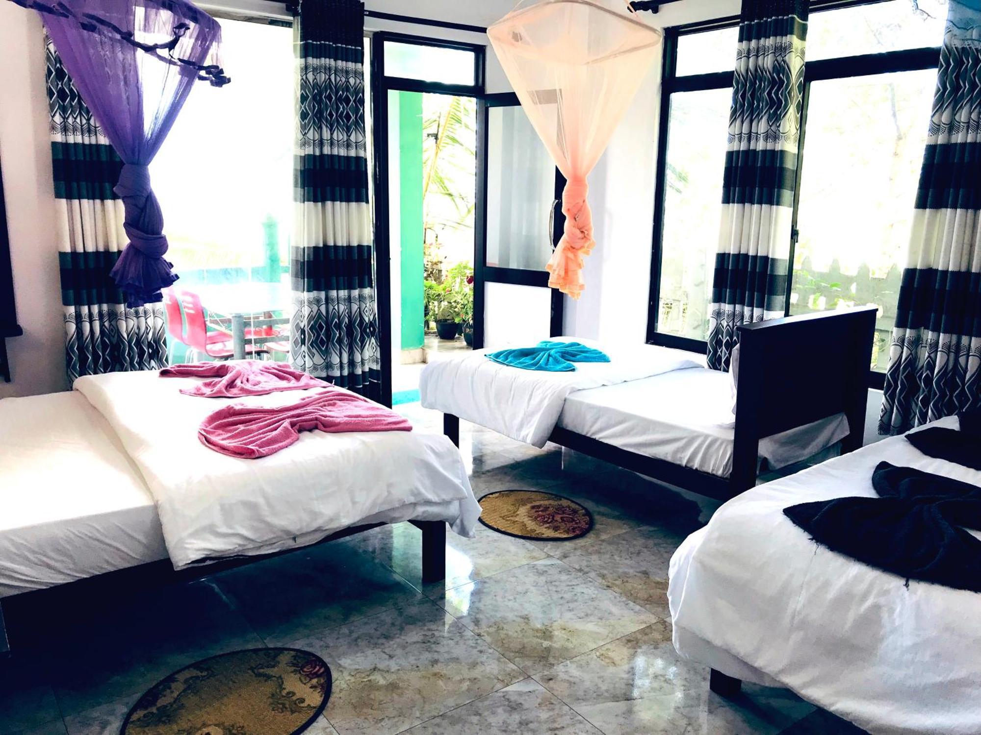 אלה 9 Arch View Rest Inn מראה חיצוני תמונה