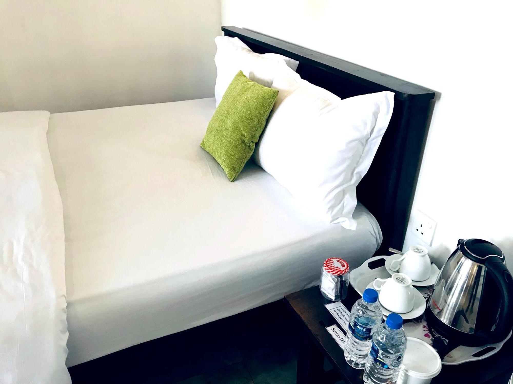 אלה 9 Arch View Rest Inn מראה חיצוני תמונה
